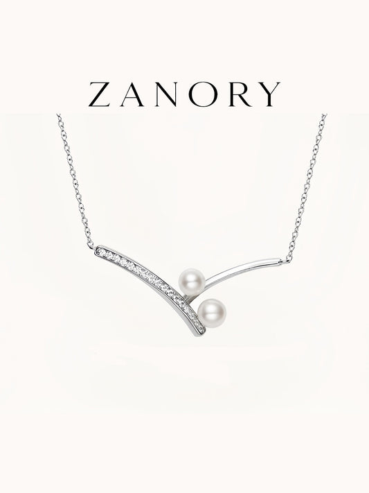 Freshwater Pearl V-Shaped Pendant Choker