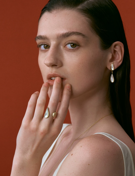 Golden Dew Mother-of-Pearl Adjustable Ring