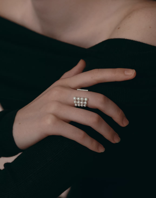 Classic Adjustable Pearl Band Ring